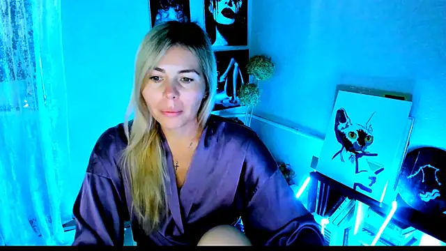 LoraBoyar online show from July 2026 02:15:02 AM