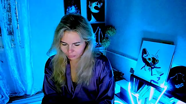 LoraBoyar online show from July 2026 02:53:02 AM