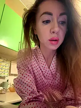 Snapshot of MarinaDiva11_74 chatting on September 2025 08:20:02 PM MarinaDiva11 74 online show from September 2025 08:20:02 PM