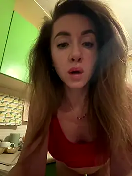 Snapshot of MarinaDiva11_74 chatting on October 2025 07:43:01 PM MarinaDiva11 74 online show from October 2025 07:43:01 PM