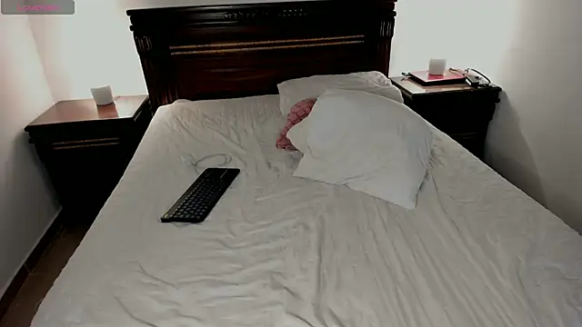 Victoriaa Adams online show from September 2025 03:00:02 PM