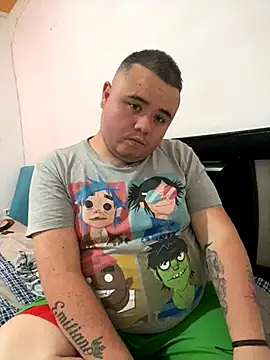 Snapshot of Chimbo-1996 chatting on October 2025 06:27:02 PM Chimbo-1996 online show from October 2025 06:27:02 PM