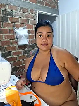 Snapshot of NARNYALABELLA chatting on October 2025 12:35:01 PM NARNYALABELLA online show from October 2025 12:35:01 PM