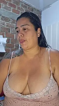 Snapshot of NARNYALABELLA chatting on October 2025 12:32:01 AM NARNYALABELLA online show from October 2025 12:32:01 AM