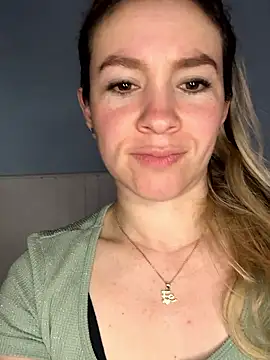 Snapshot of BritgetPsychol chatting on December 2025 03:46:01 AM BritgetPsychol online show from December 2025 03:46:01 AM