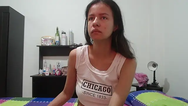 nathaly jones  online show from May 2026 12:13:02 PM