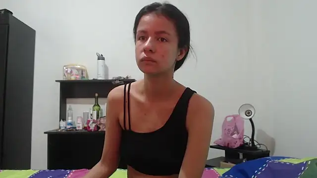 nathaly jones  online show from May 2026 12:37:02 PM