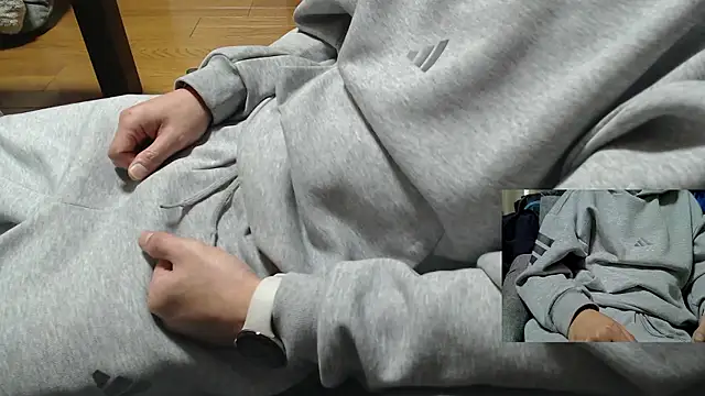 Snapshot of Yasu2000 chatting on January 2026 03:53:01 AM Yasu2000 online show from January 2026 03:53:01 AM