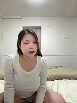  YUNOo0  online show from May 2026 12:35:01 PM