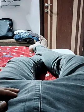 rocky4u7 online show from April 2026 07:48:02 AM