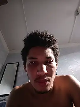 RuiMaddoox online show from November 2025 01:43:01 PM