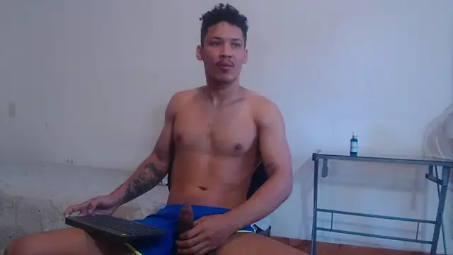 RuiMaddoox online show from December 2025 12:56:01 PM