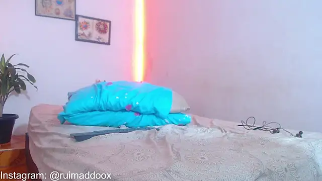 RuiMaddoox online show from February 2026 12:08:01 PM