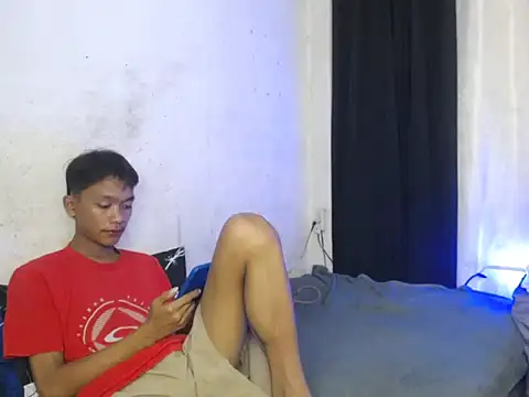 Snapshot of Innocentfucker chatting on February 2026 01:29:02 PM Innocentfucker online show from February 2026 01:29:02 PM