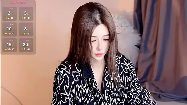 Snapshot of Tina-a chatting on November 2025 12:19:02 PM Tina-a online show from November 2025 12:19:02 PM