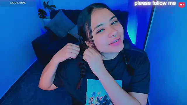 nicemiiaa7  online show from March 2026 06:22:01 PM