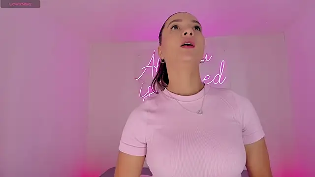 aleksandramiller  online show from September 2025 12:42:02 PM