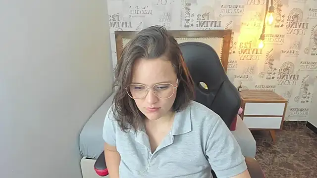 Snapshot of GIANAMILLER6 chatting on September 2025 07:24:02 PM GIANAMILLER6 online show from September 2025 07:24:02 PM