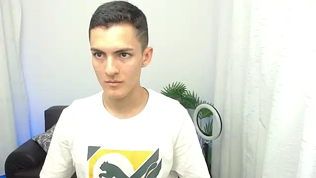 Matiius18 online show from November 2025 03:55:01 PM