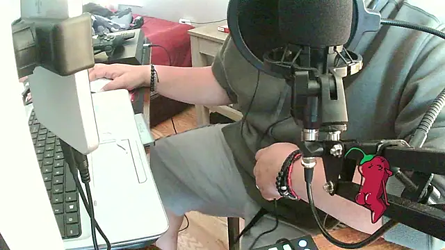 Snapshot of perversus12 chatting on October 2025 08:16:02 PM perversus12 online show from October 2025 08:16:02 PM