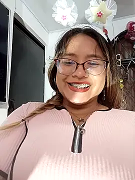 AsshleyVillaloboss online show from September 2025 10:15:02 PM