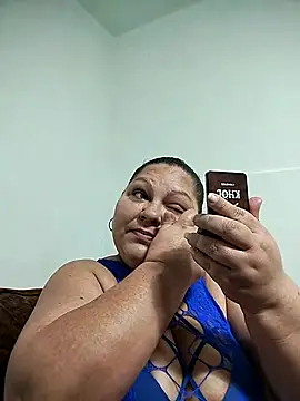 Snapshot of Miasmithr chatting on October 2025 10:48:01 AM Miasmithr online show from October 2025 10:48:01 AM