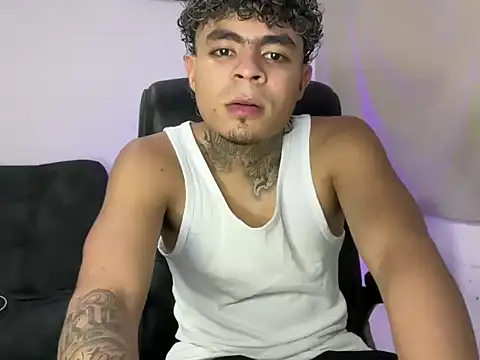 Snapshot of freyva chatting on February 2026 09:05:02 PM freyva online show from February 2026 09:05:02 PM