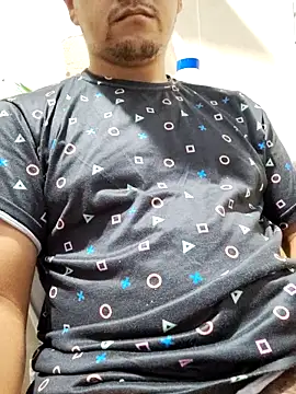 Snapshot of XyeseniaxseX chatting on October 2025 10:10:02 AM XyeseniaxseX online show from October 2025 10:10:02 AM