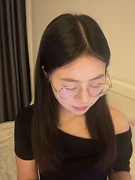 Ella-A9 online show from September 2025 03:12:02 PM