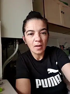 Snapshot of alinaalinutzq chatting on December 2025 06:53:02 AM alinaalinutzq online show from December 2025 06:53:02 AM