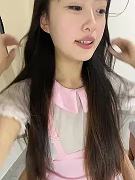 MengMeng0515 online show from June 2026 01:41:02 PM