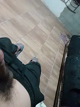 Snapshot of jann1900 chatting on December 2025 06:33:01 AM jann1900 online show from December 2025 06:33:01 AM