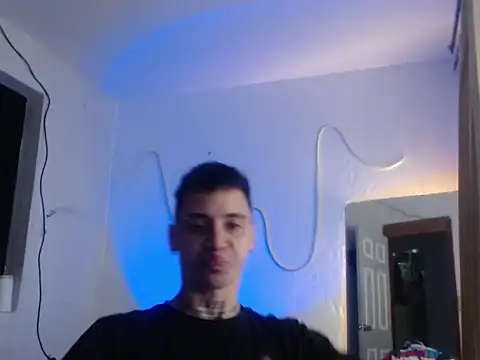 Snapshot of xalejo_max chatting on November 2025 07:30:02 PM xalejo max online show from November 2025 07:30:02 PM