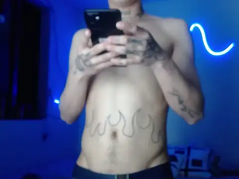 Snapshot of xalejo_max chatting on November 2025 10:46:01 PM xalejo max online show from November 2025 10:46:01 PM