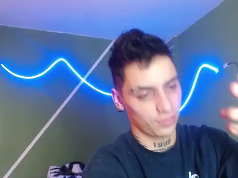 Snapshot of xalejo_max chatting on December 2025 08:13:02 PM xalejo max online show from December 2025 08:13:02 PM