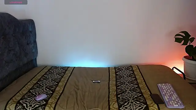 Savajelust online show from November 2025 08:52:02 PM