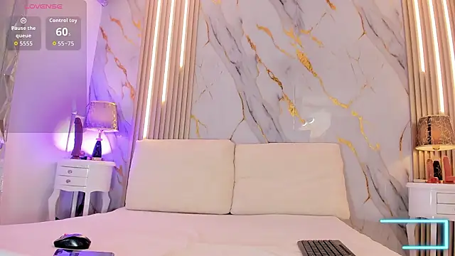 Tiifany Baker online show from March 2026 07:50:01 PM