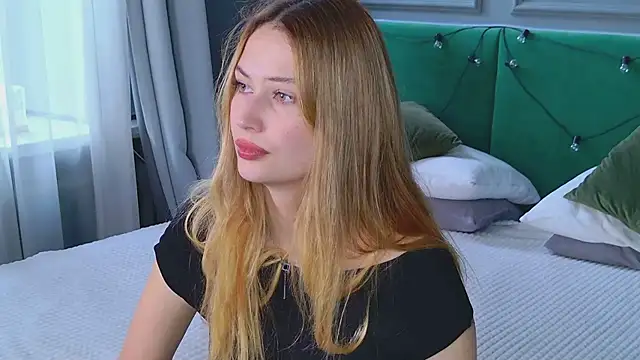 Sofii Ly online show from September 2025 06:14:01 AM