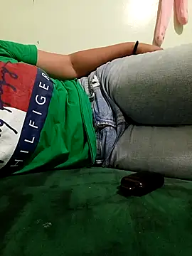 Mroma89six online show from October 2025 05:59:02 PM