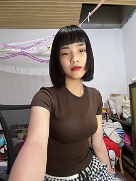 andymi1 online show from May 2026 01:51:02 PM