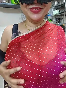 Queen Nightt online show from June 2026 03:40:02 AM