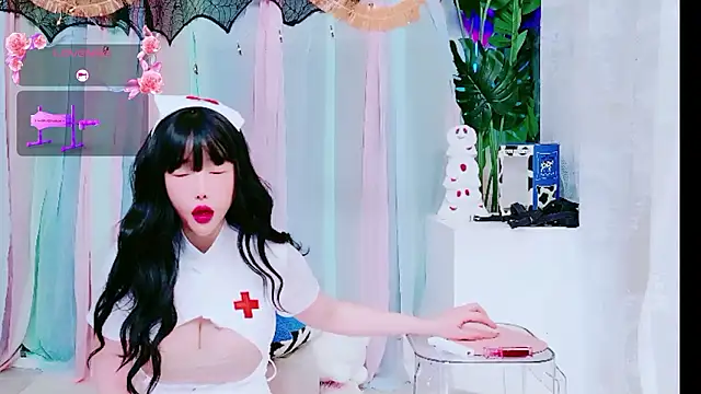 Snapshot of Cupid_33333 chatting on October 2025 11:58:02 AM Cupid 33333 online show from October 2025 11:58:02 AM