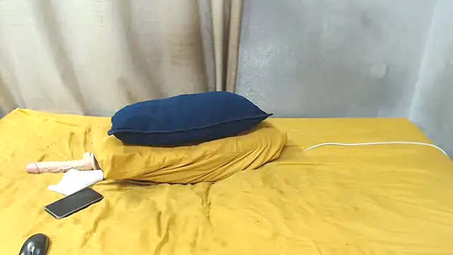 Snapshot of curvydarckcohocolate chatting on April 2026 09:56:02 PM curvydarckcohocolate online show from April 2026 09:56:02 PM