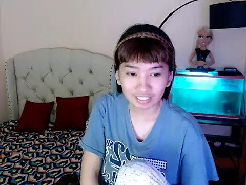 Snapshot of ShantalFoxxy_ chatting on February 2026 01:26:02 PM ShantalFoxxy online show from February 2026 01:26:02 PM