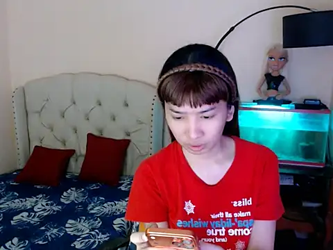 Snapshot of ShantalFoxxy_ chatting on February 2026 04:52:01 AM ShantalFoxxy online show from February 2026 04:52:01 AM