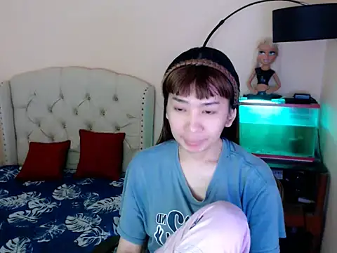Snapshot of ShantalFoxxy_ chatting on February 2026 01:06:02 AM ShantalFoxxy online show from February 2026 01:06:02 AM