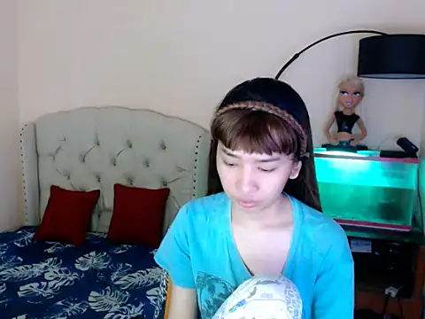 Snapshot of ShantalFoxxy_ chatting on February 2026 01:38:01 AM ShantalFoxxy online show from February 2026 01:38:01 AM