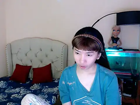 Snapshot of ShantalFoxxy_ chatting on April 2026 12:52:01 AM ShantalFoxxy online show from April 2026 12:52:01 AM