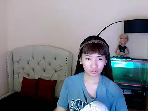 Snapshot of ShantalFoxxy_ chatting on April 2026 12:15:02 AM ShantalFoxxy online show from April 2026 12:15:02 AM
