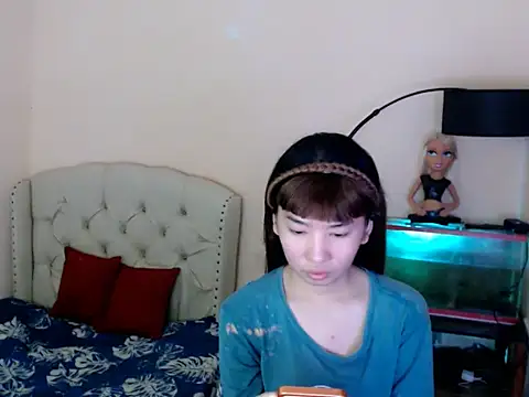 Snapshot of ShantalFoxxy_ chatting on April 2026 11:14:02 PM ShantalFoxxy online show from April 2026 11:14:02 PM